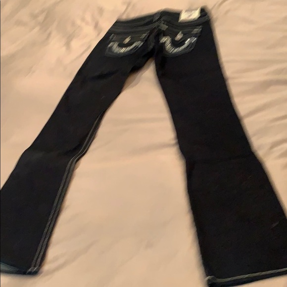 True Religion Jeans. Embellished pockets. Size 26 - Picture 2 of 5
